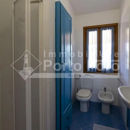 Villa A12 - Villino Semi-indipendente Su Tre Lati Palau